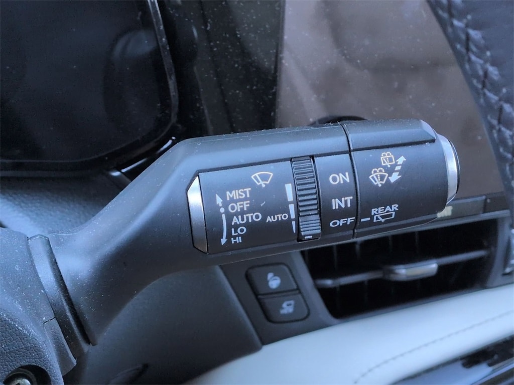 Thumbnail: 2025 Lexus ES - 19