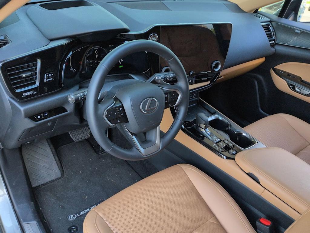 Thumbnail: 2026 Lexus ES - 2