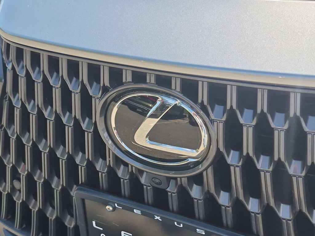 Thumbnail: 2026 Lexus ES - 6