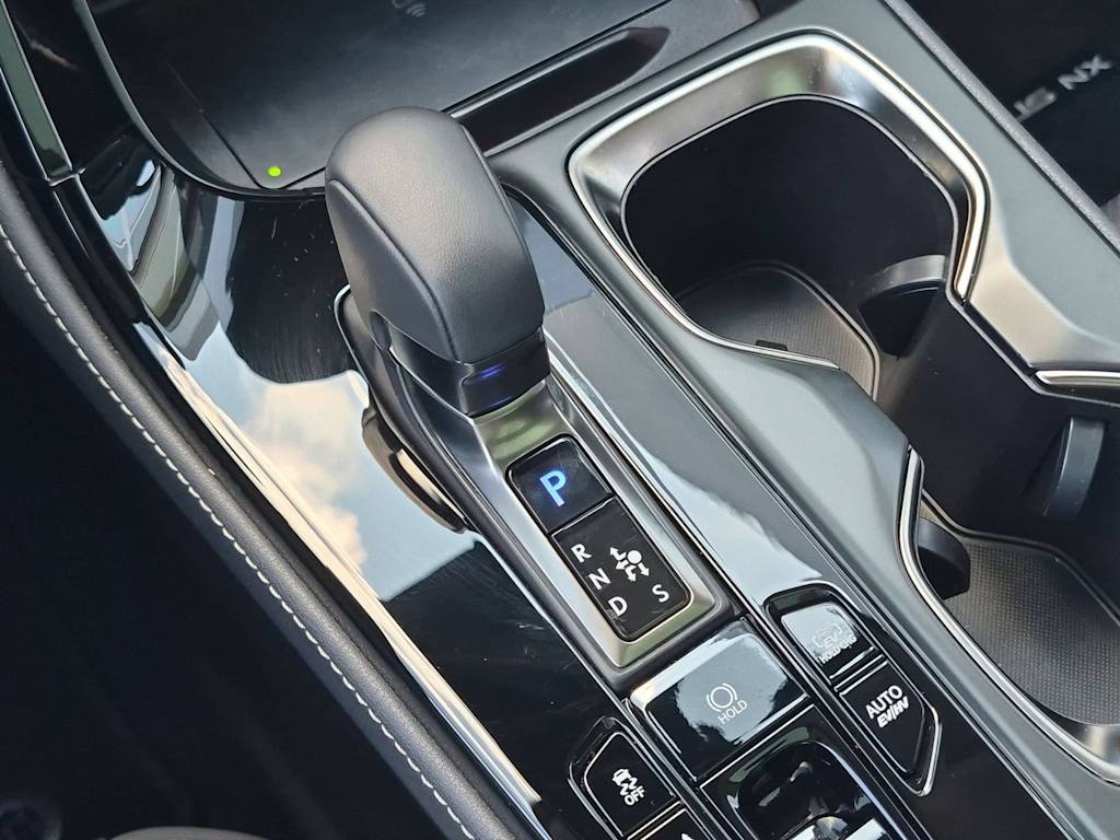 Thumbnail: 2026 Lexus ES - 16