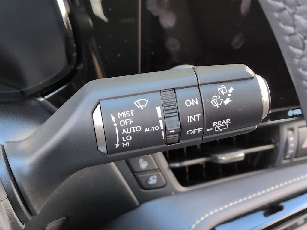Thumbnail: 2025 Lexus ES - 16