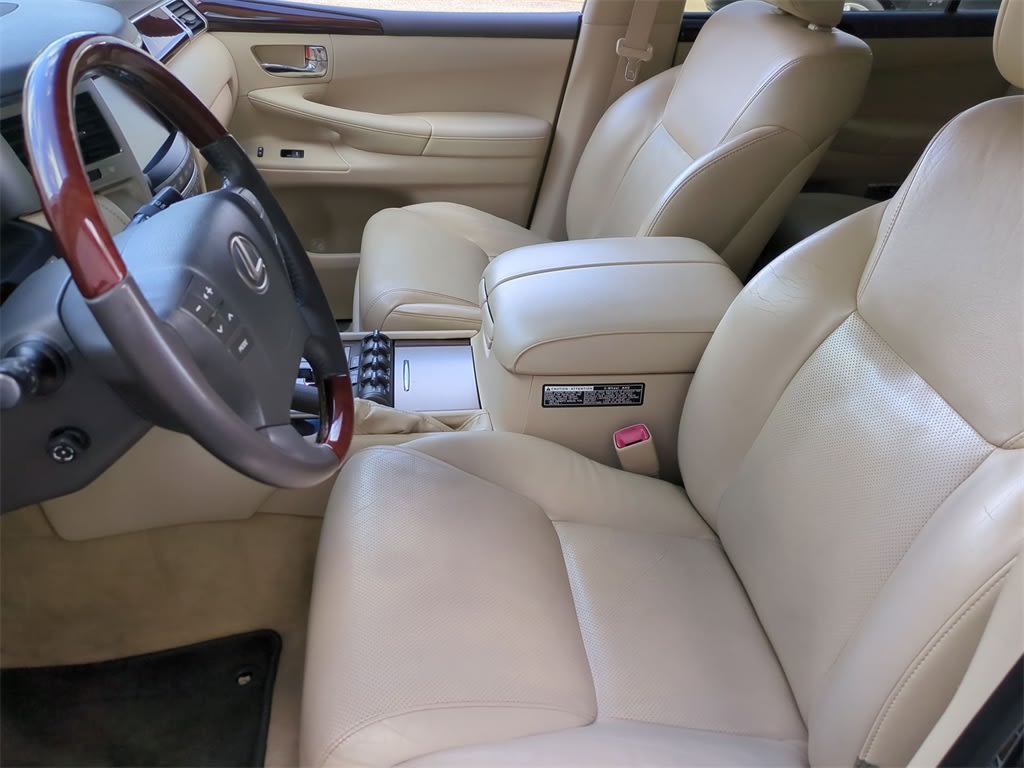 Thumbnail: 2013 Lexus LX - 11