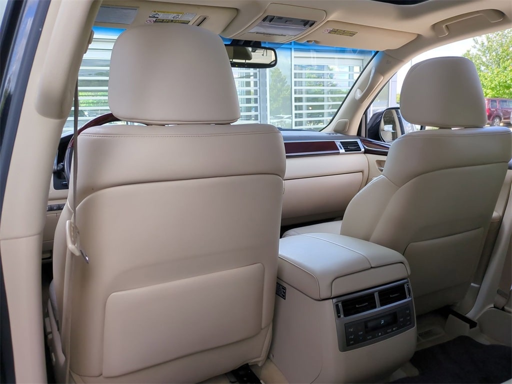 Thumbnail: 2013 Lexus LX - 12