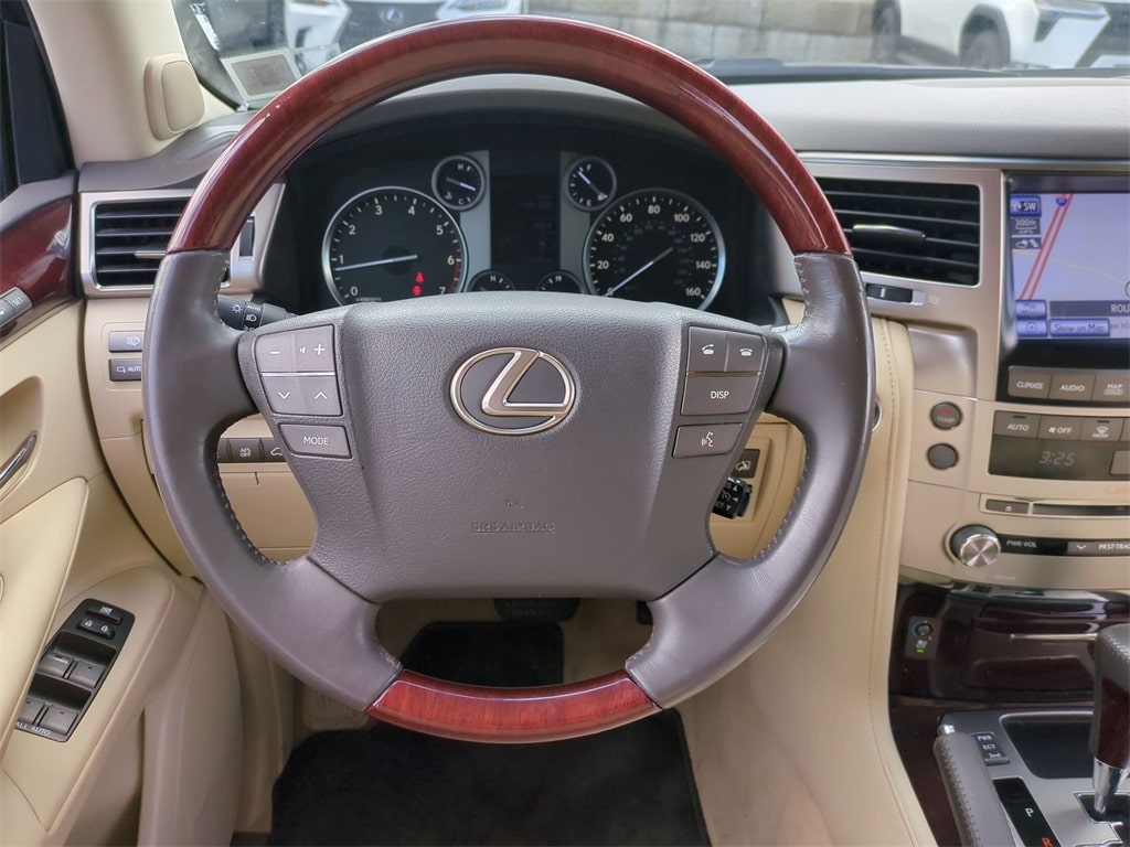 Thumbnail: 2013 Lexus LX - 13