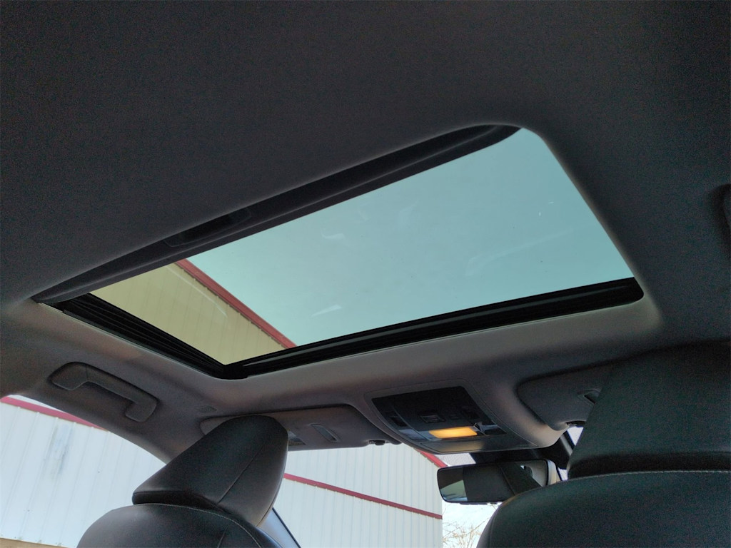 Thumbnail: 2021 Lexus RX - 32