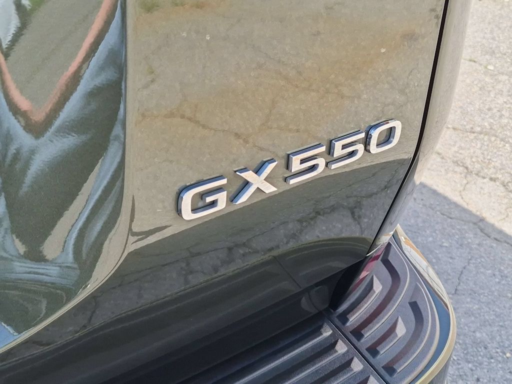 Thumbnail: 2024 Lexus ES - 26