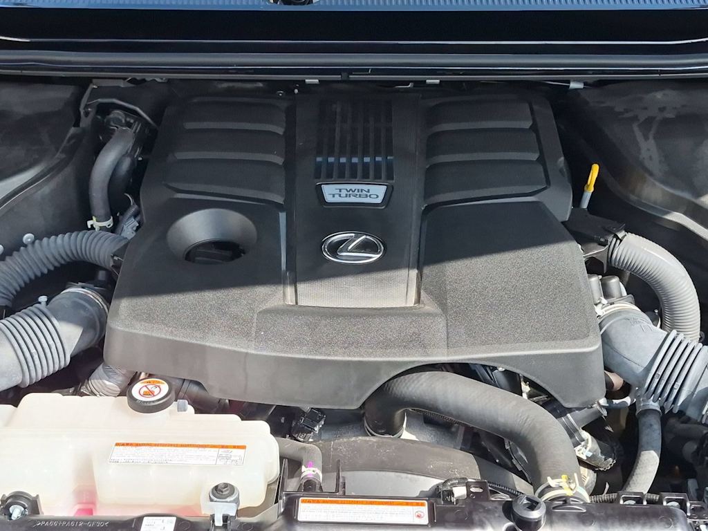 Thumbnail: 2024 Lexus ES - 9