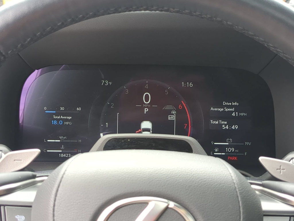 Thumbnail: 2024 Lexus ES - 17