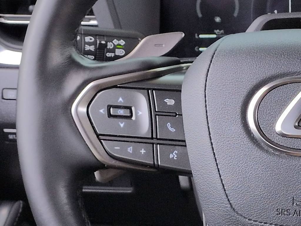 Thumbnail: 2025 Lexus ES - 32