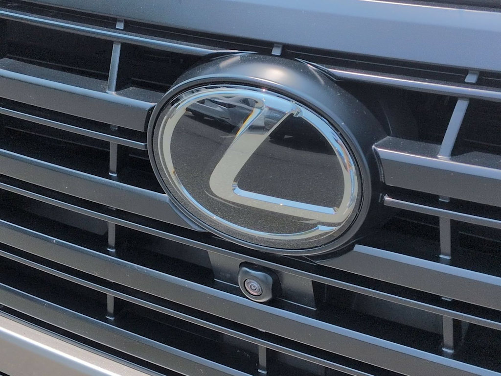 Thumbnail: 2025 Lexus ES - 7