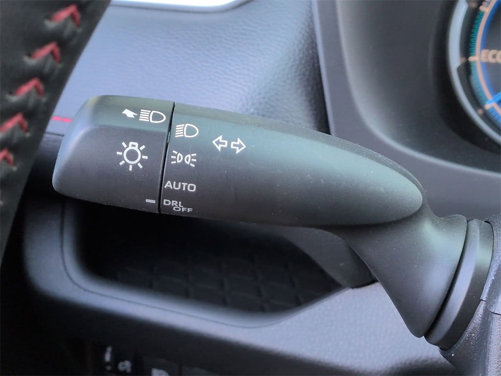 Thumbnail: 2022 Toyota RAV4 - 35