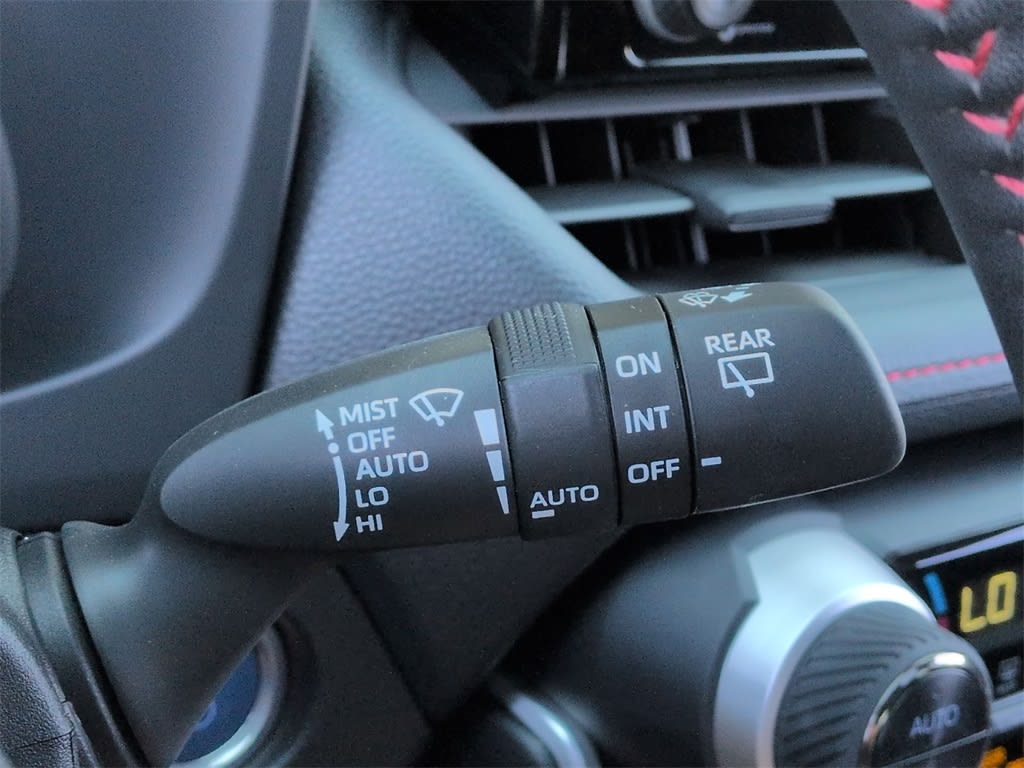 Thumbnail: 2022 Toyota RAV4 - 34