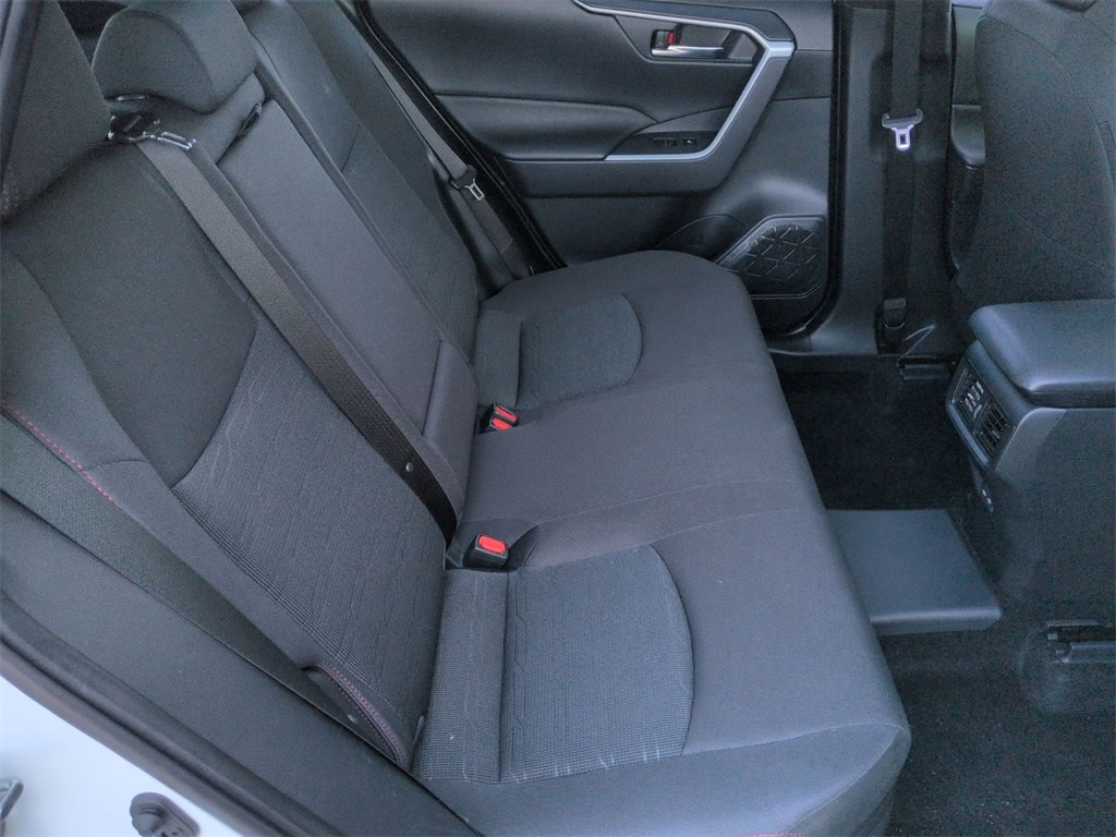 Thumbnail: 2022 Toyota RAV4 - 30