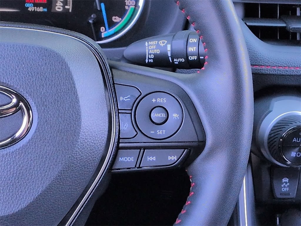 Thumbnail: 2022 Toyota RAV4 - 33