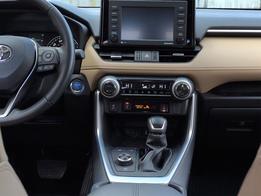 Thumbnail: 2022 Toyota RAV4 - 14