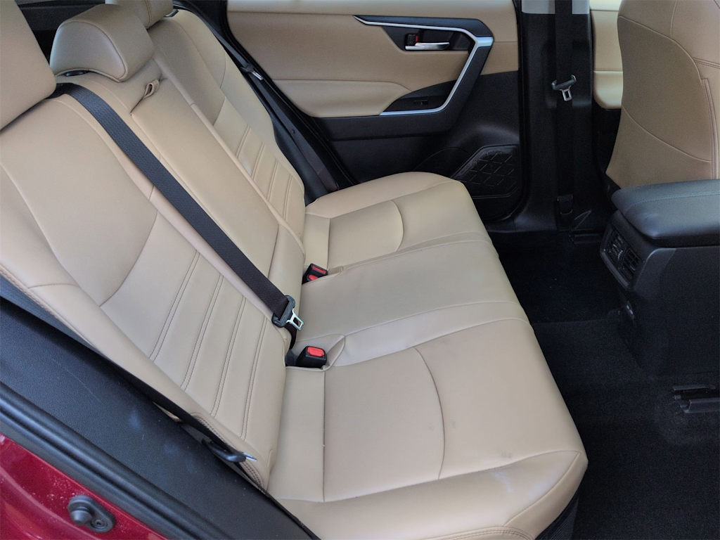 Thumbnail: 2022 Toyota RAV4 - 30