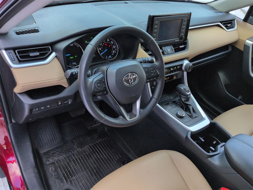 Thumbnail: 2022 Toyota RAV4 - 2