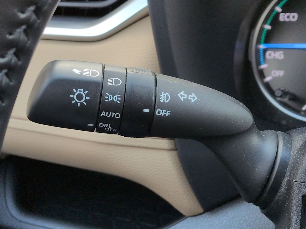 Thumbnail: 2022 Toyota RAV4 - 36