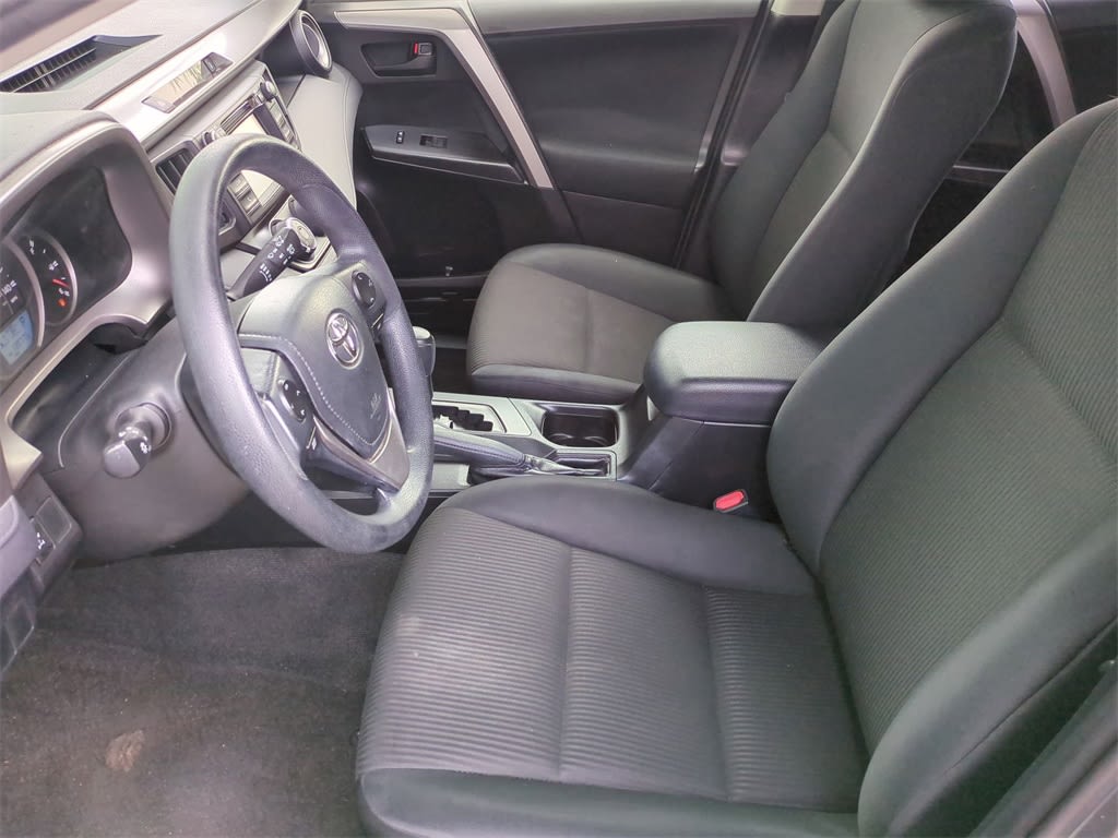 Thumbnail: 2016 Toyota RAV4 - 9