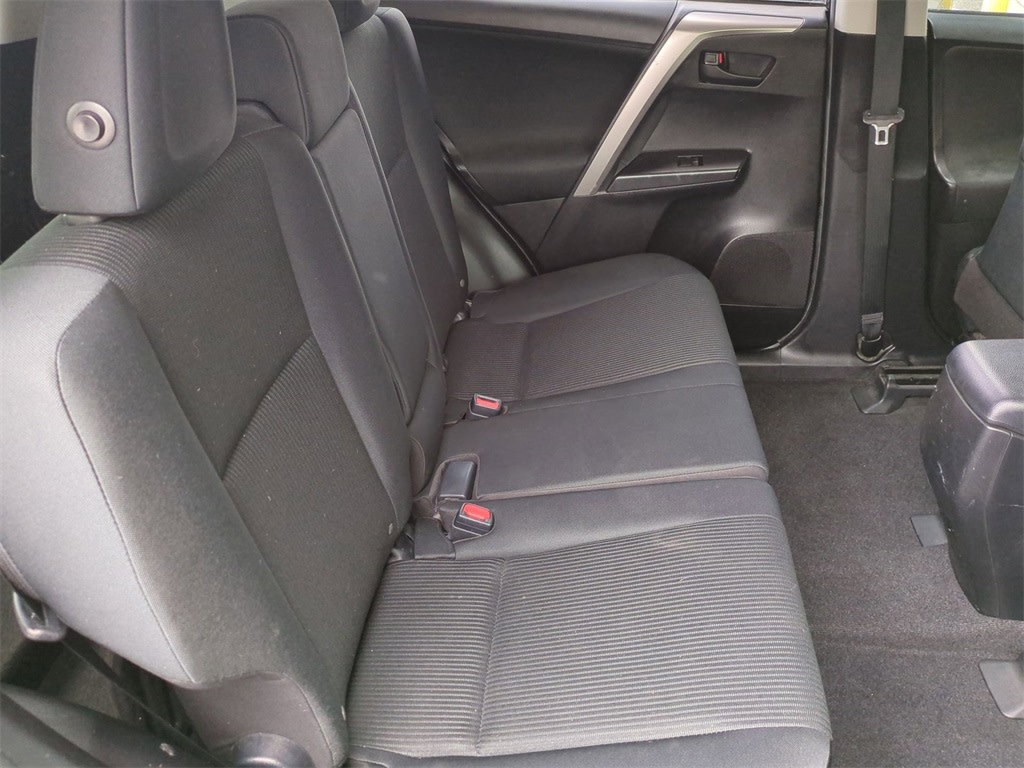 Thumbnail: 2016 Toyota RAV4 - 28