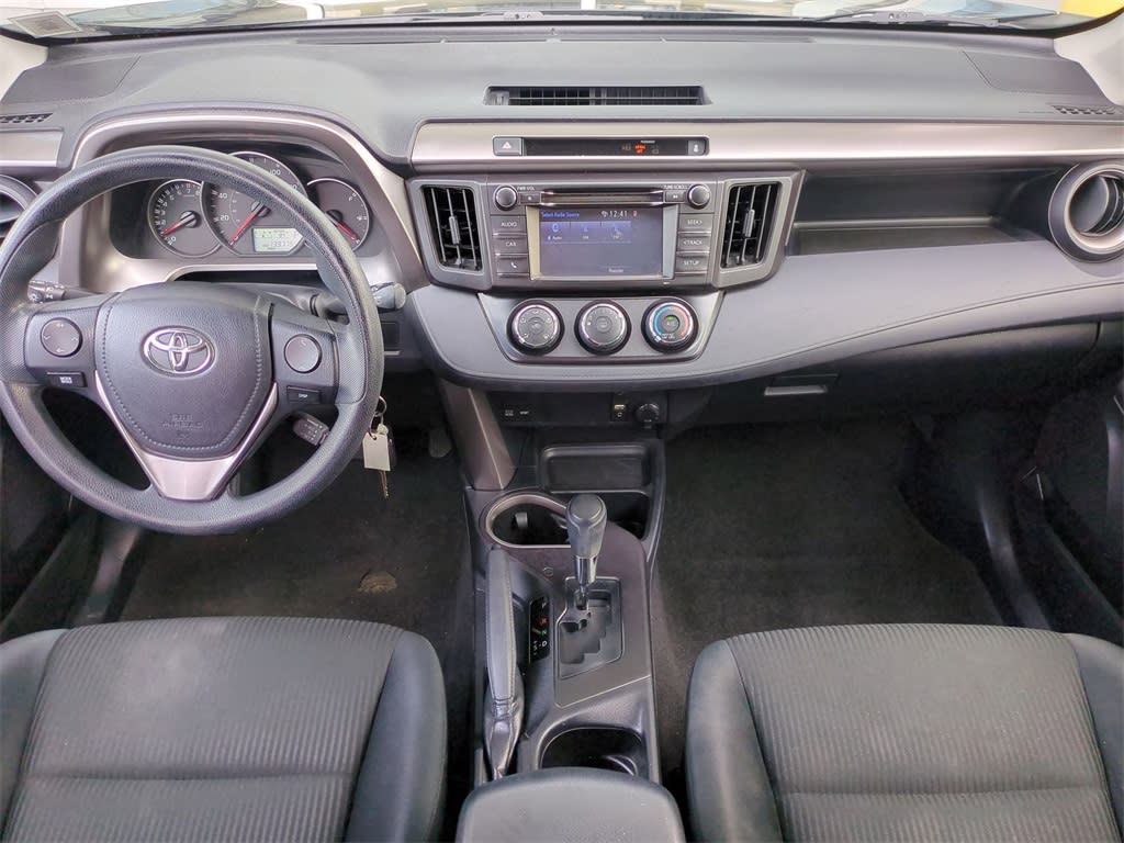 Thumbnail: 2016 Toyota RAV4 - 8
