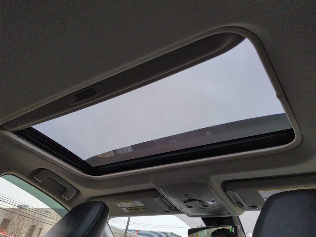 Thumbnail: 2016 Toyota RAV4 - 31