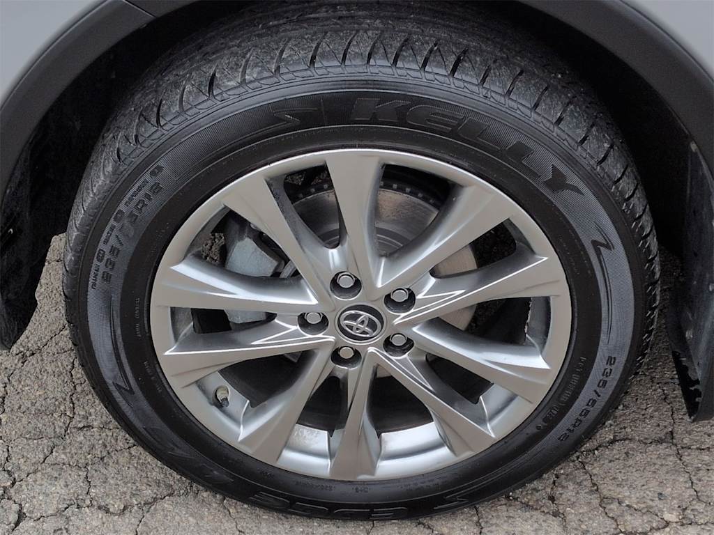 Thumbnail: 2016 Toyota RAV4 - 7