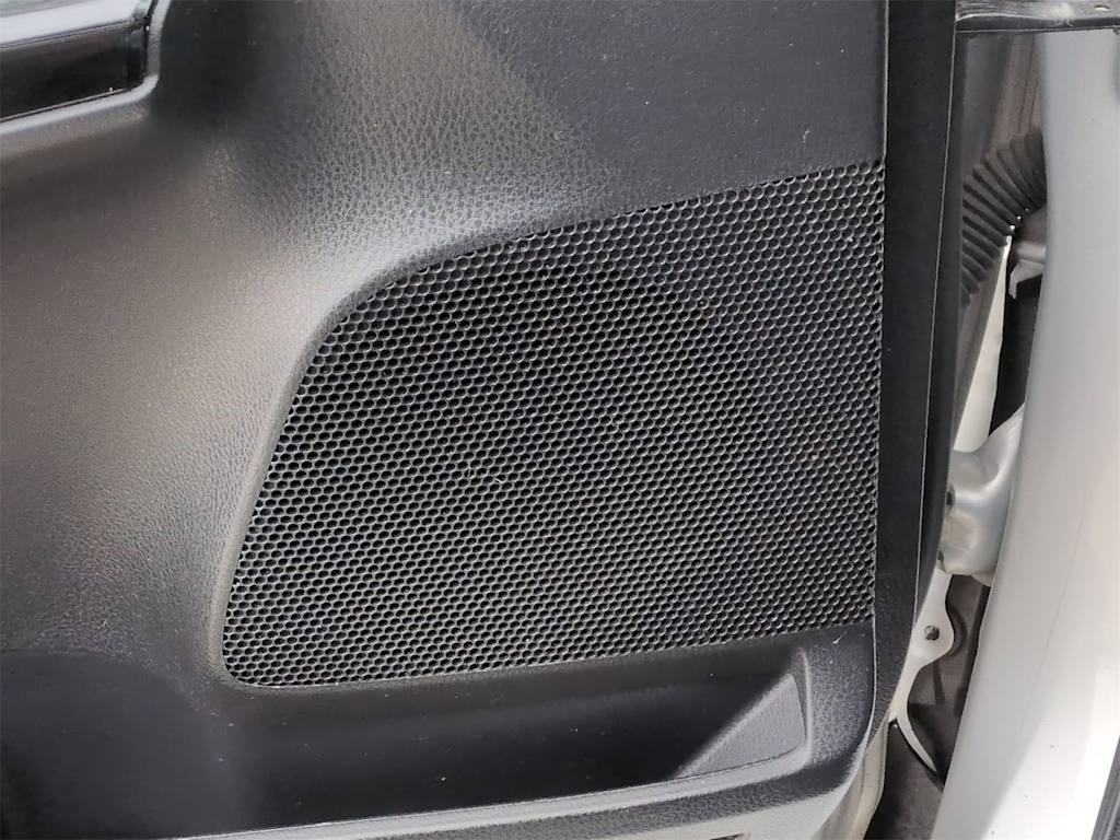 Thumbnail: 2016 Toyota RAV4 - 37