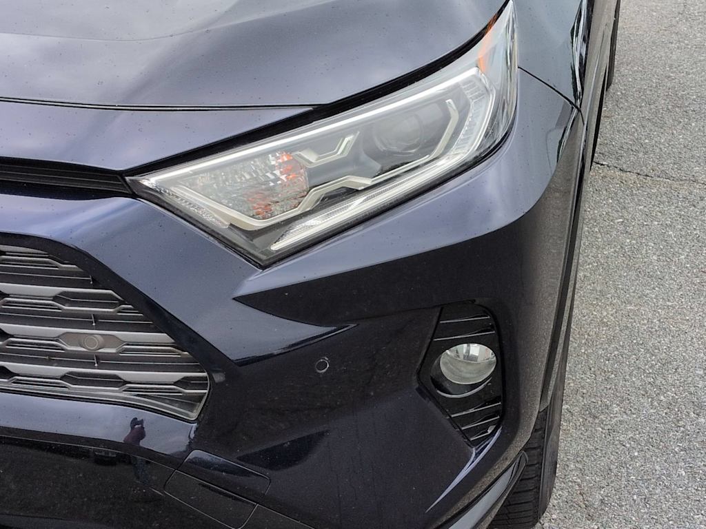 Thumbnail: 2021 Toyota RAV4 - 26