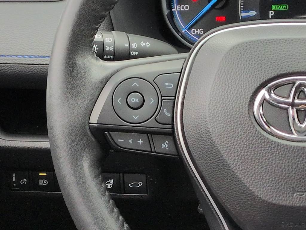 Thumbnail: 2021 Toyota RAV4 - 33