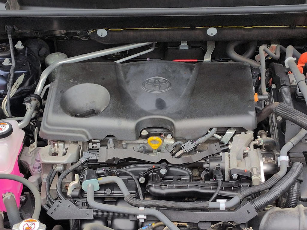 Thumbnail: 2021 Toyota RAV4 - 9