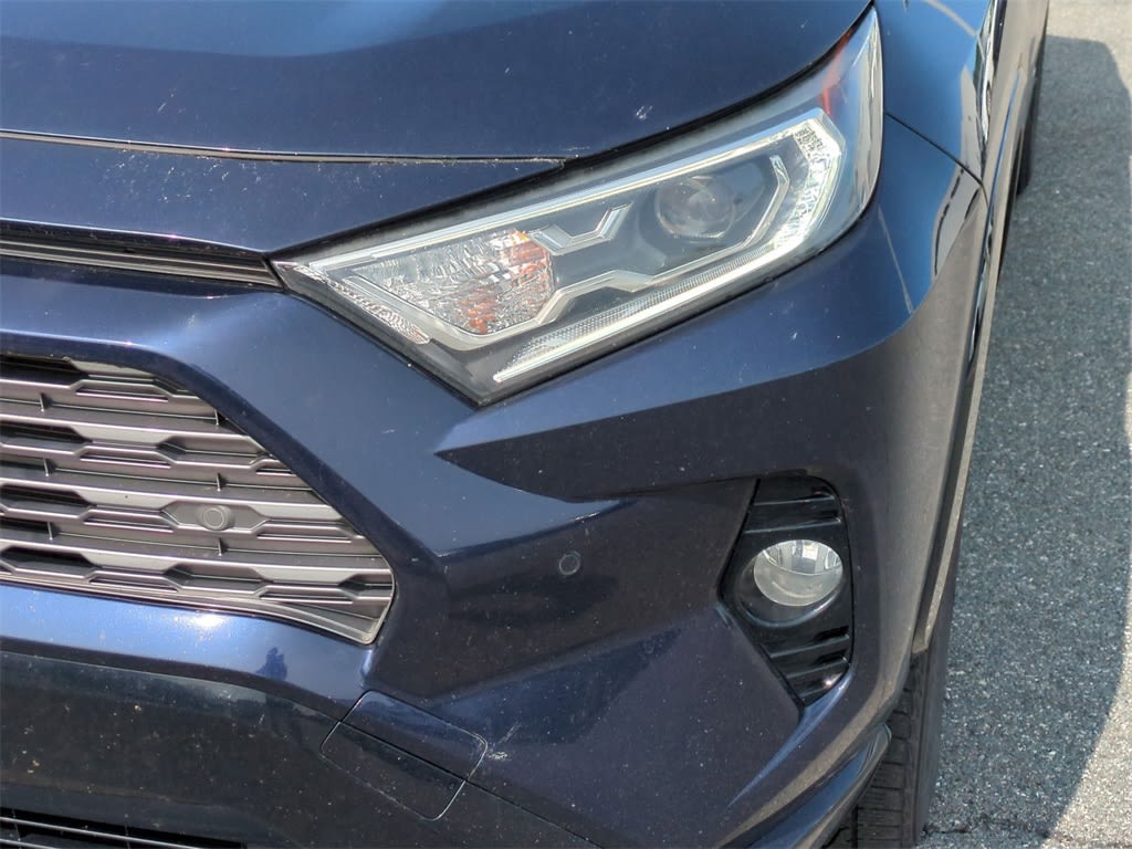 Thumbnail: 2019 Toyota RAV4 - 25