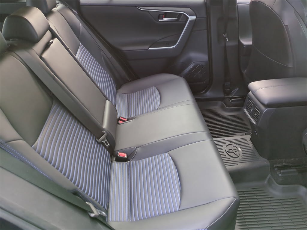 Thumbnail: 2019 Toyota RAV4 - 30