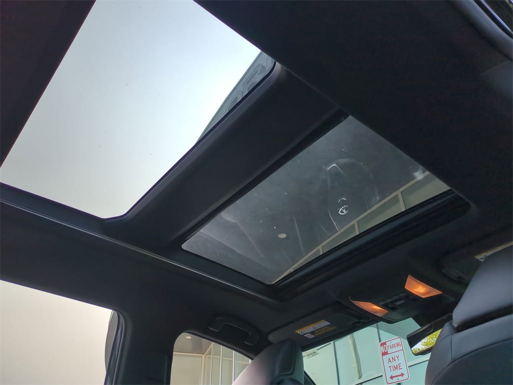 Thumbnail: 2019 Toyota RAV4 - 31