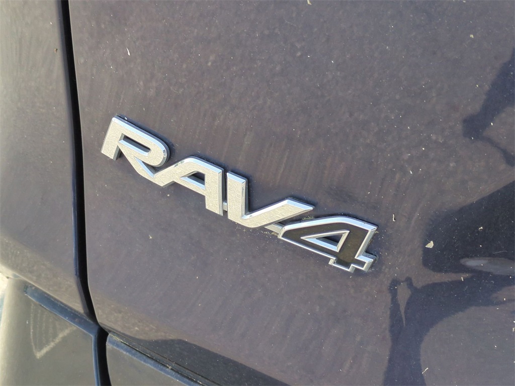Thumbnail: 2019 Toyota RAV4 - 26