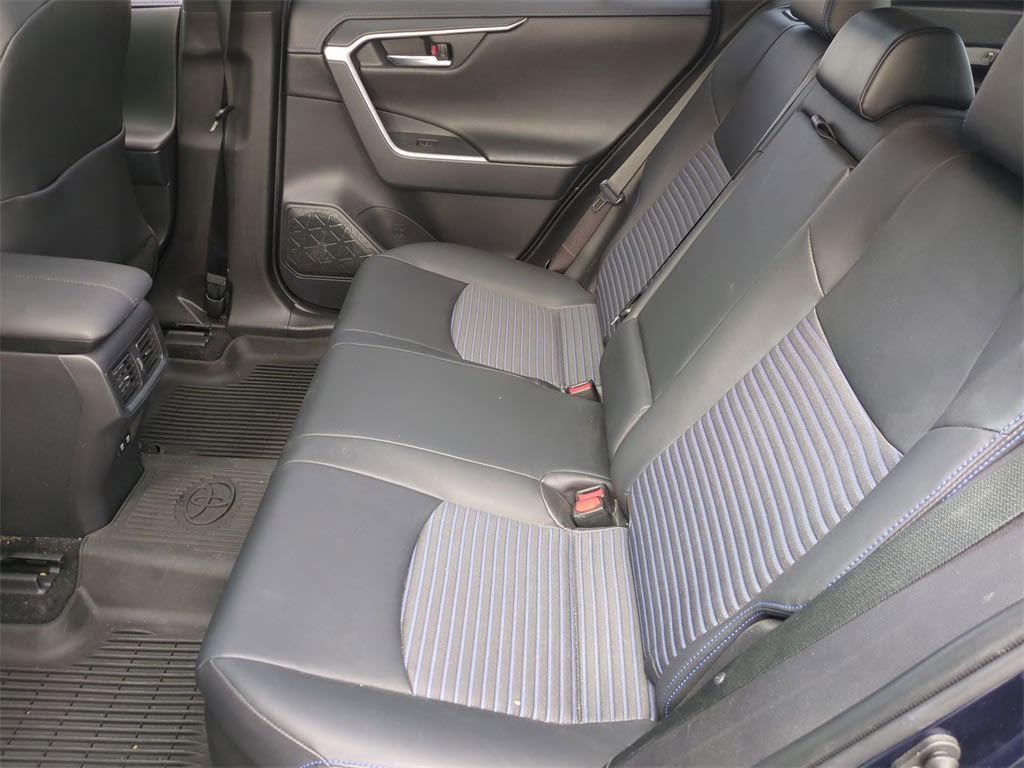 Thumbnail: 2019 Toyota RAV4 - 29