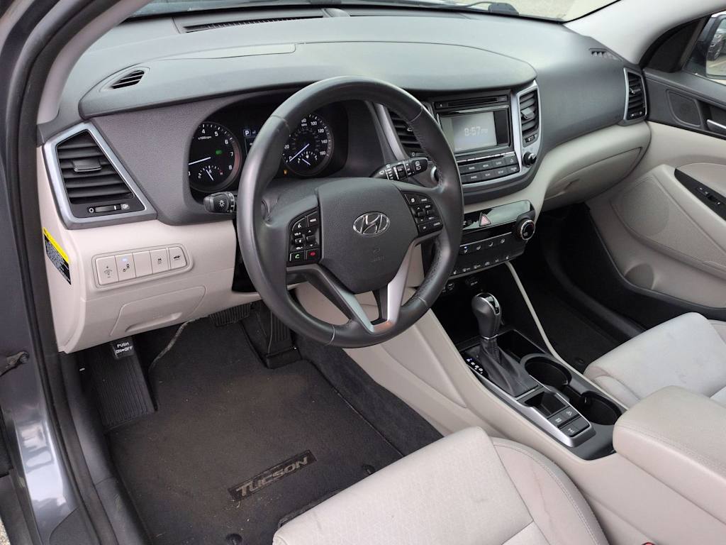 Thumbnail: 2016 Hyundai Tucson - 2