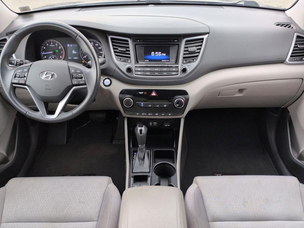 Thumbnail: 2016 Hyundai Tucson - 10