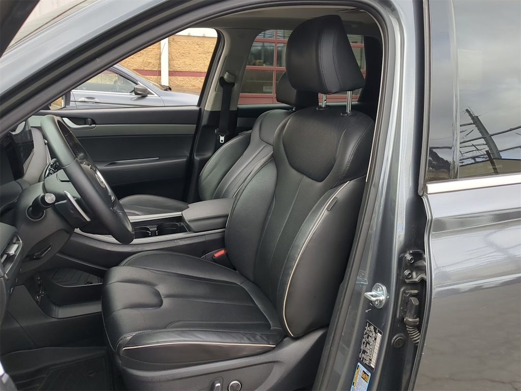 Thumbnail: 2023 Hyundai Palisade - 11