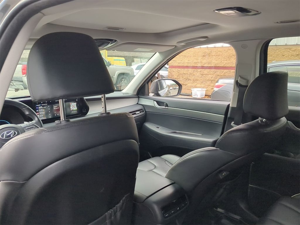 Thumbnail: 2023 Hyundai Palisade - 12