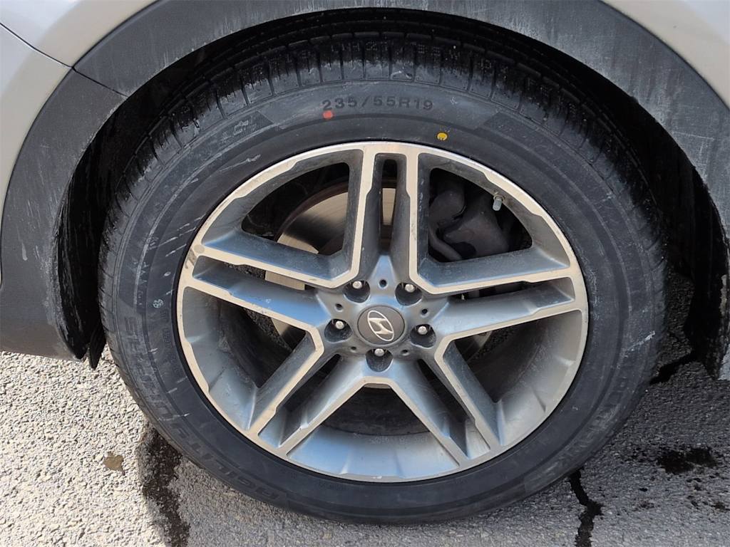 Thumbnail: 2019 Hyundai Santa Fe - 8