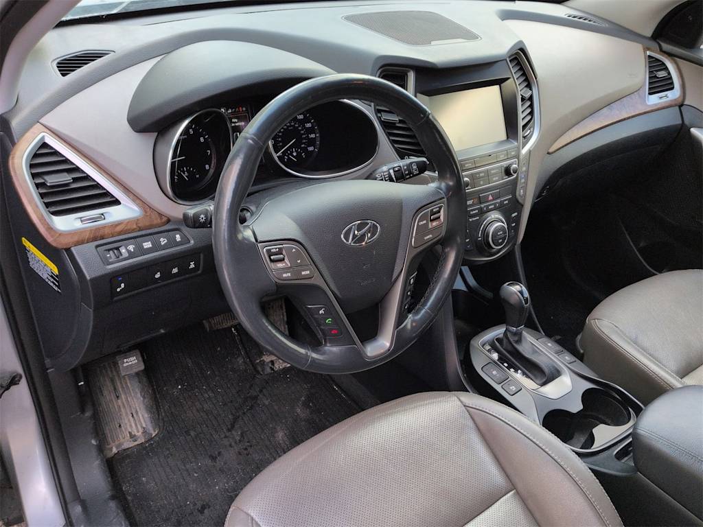 Thumbnail: 2019 Hyundai Santa Fe - 2