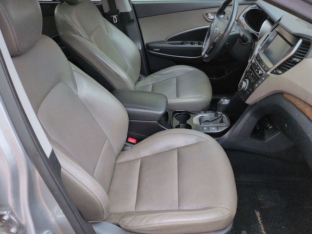 Thumbnail: 2019 Hyundai Santa Fe - 31