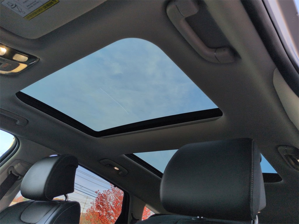 Thumbnail: 2021 Genesis GV80 - 28