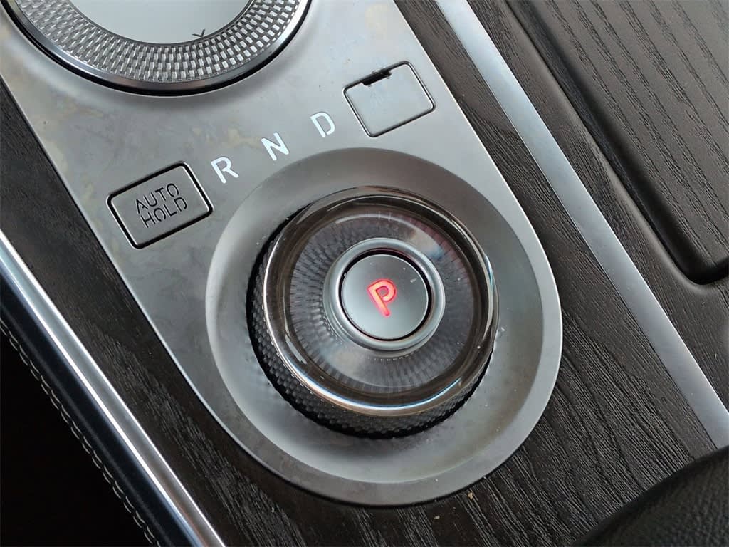 Thumbnail: 2021 Genesis GV80 - 38