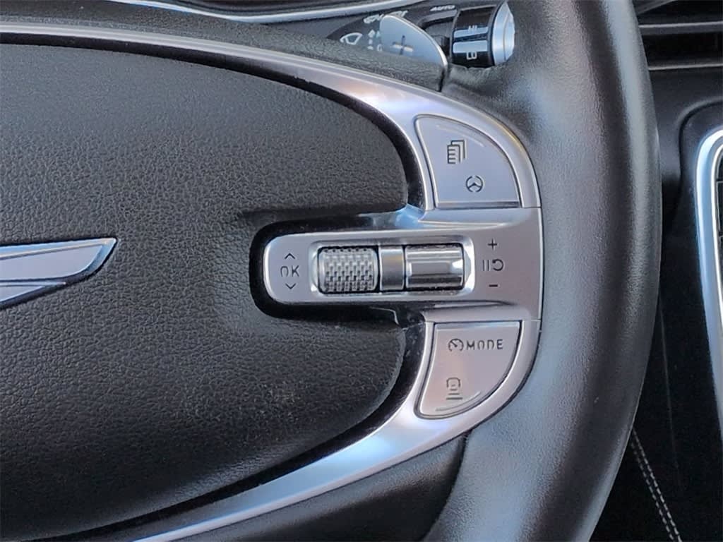 Thumbnail: 2021 Genesis GV80 - 34