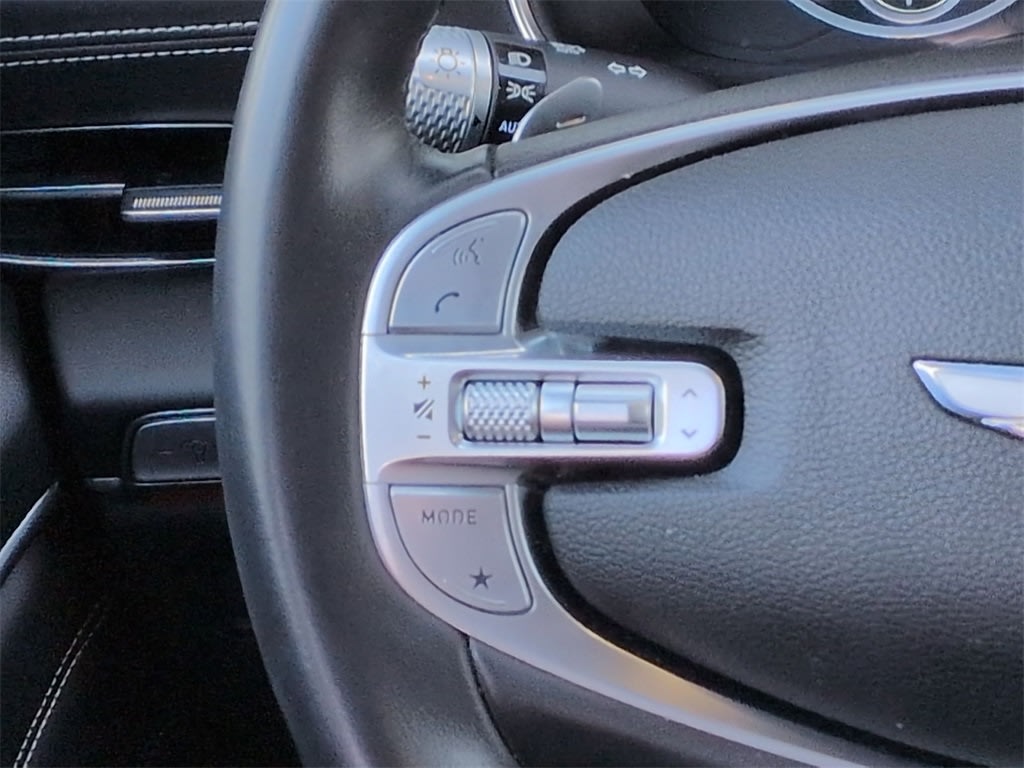 Thumbnail: 2021 Genesis GV80 - 33