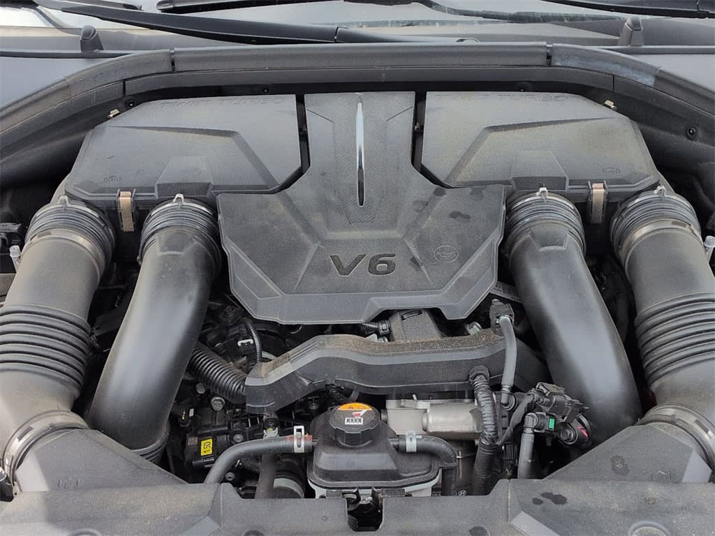 Thumbnail: 2022 Genesis GV70 - 8