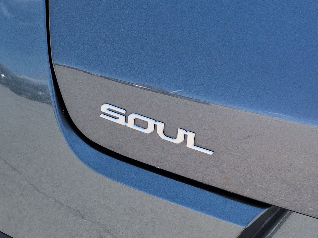 Thumbnail: 2023 Kia Soul - 7