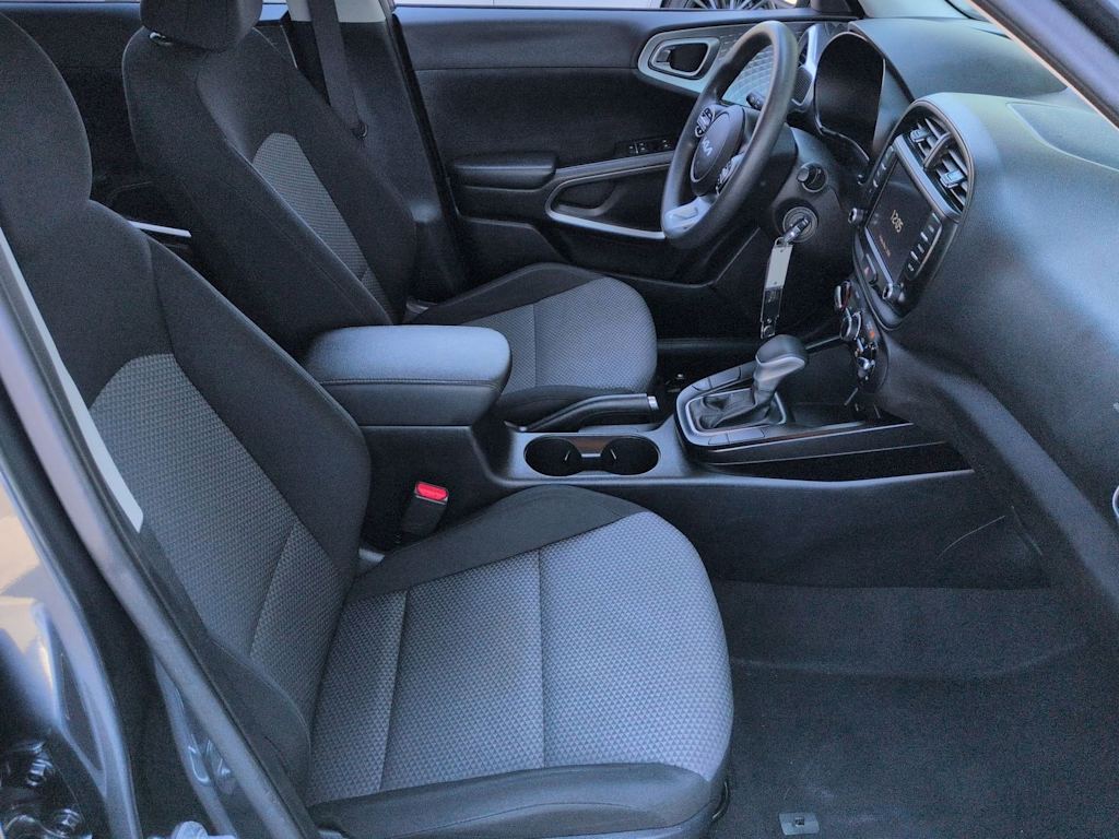 Thumbnail: 2023 Kia Soul - 12